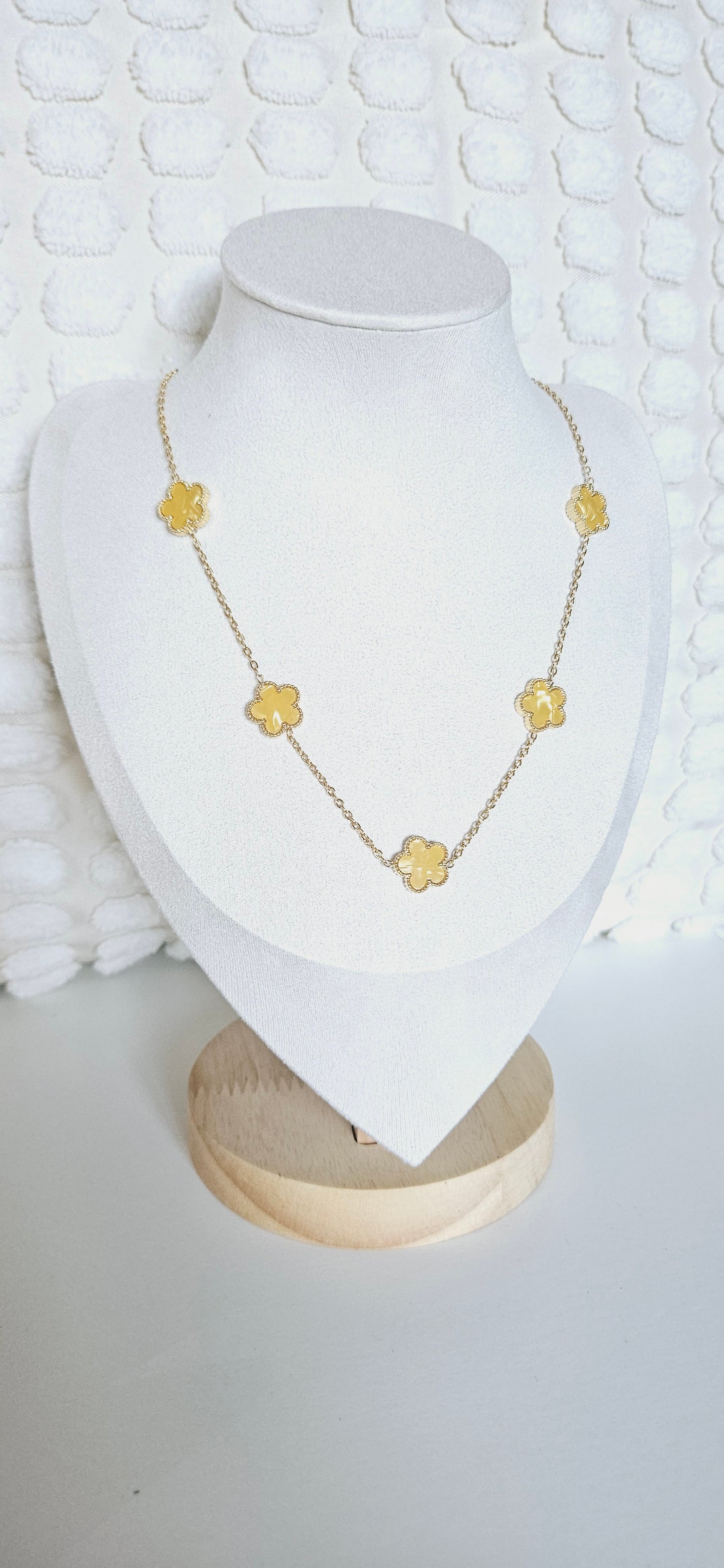 Collier Trèfle Élégance Florale