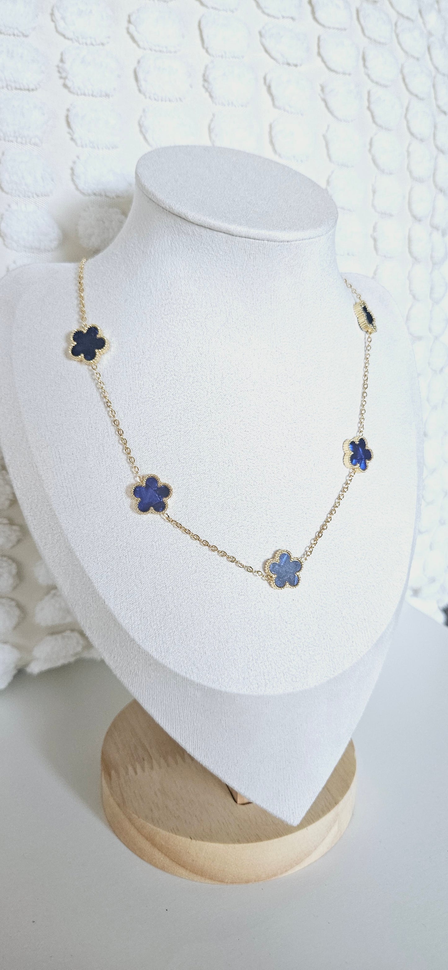Collier Trèfle Élégance Florale