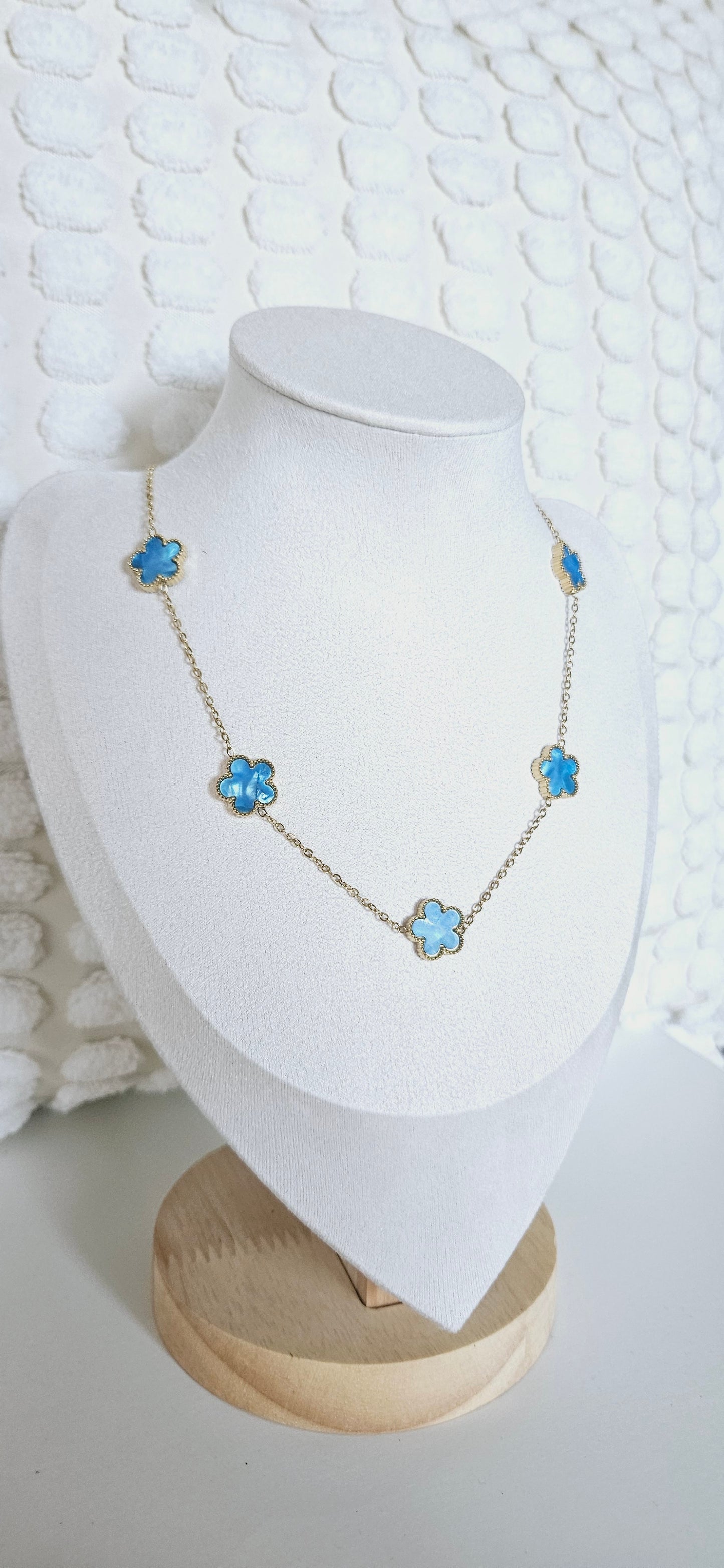 Collier Trèfle Élégance Florale