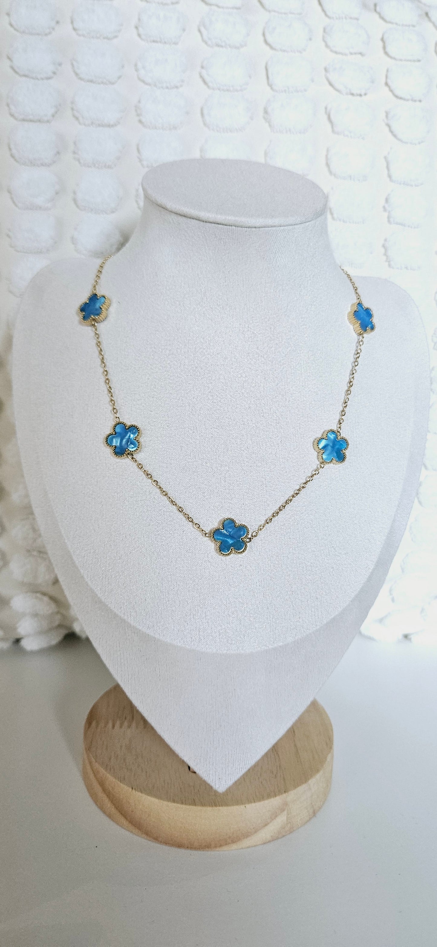 Collier Trèfle Élégance Florale