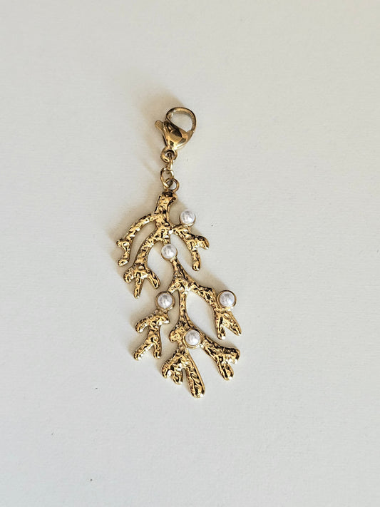 Charms coraux et perle