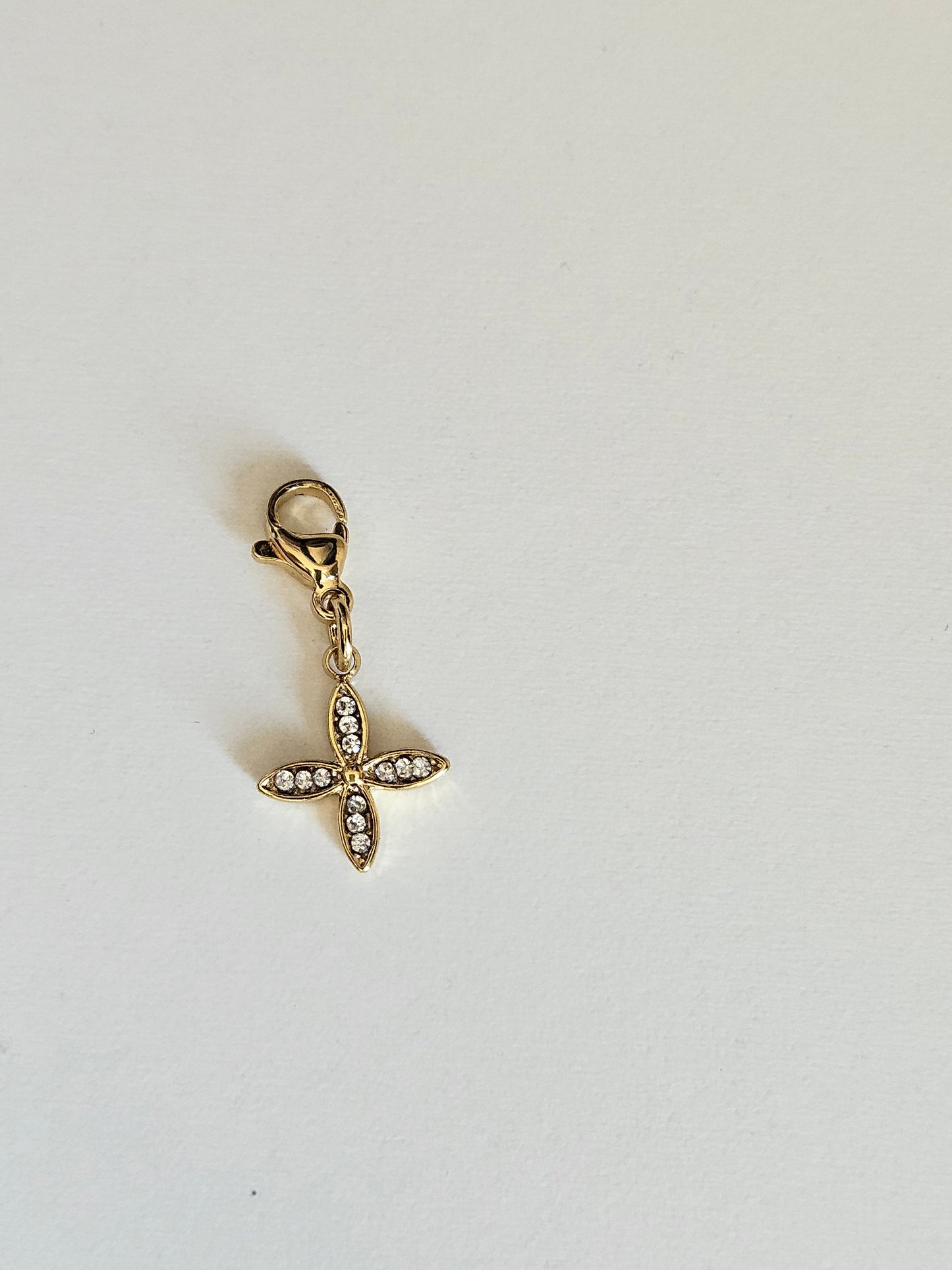 Charms trèfle strass